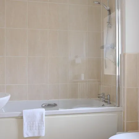 Sorrel House Appartement Carterton Buitenkant foto